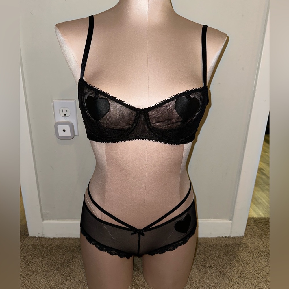 Black heart set